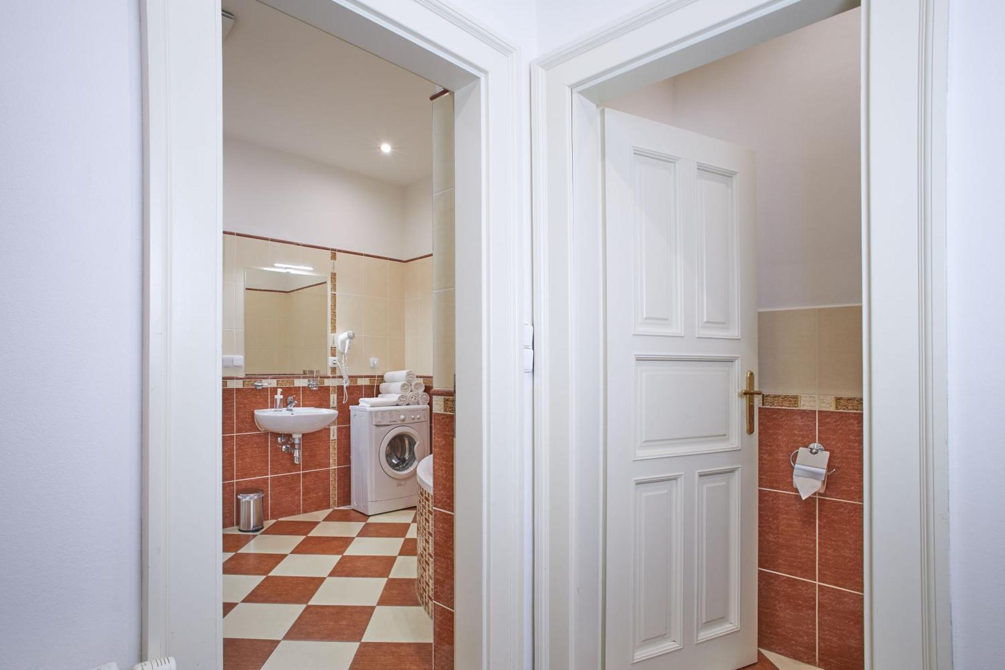 Charles Bridge Appartement